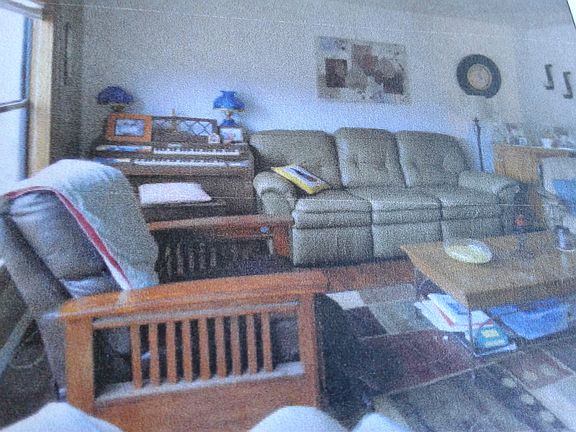 4th image of 5946 Village Cir