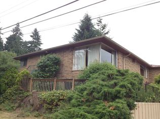 1034 NE 104th St, Seattle, WA 98125