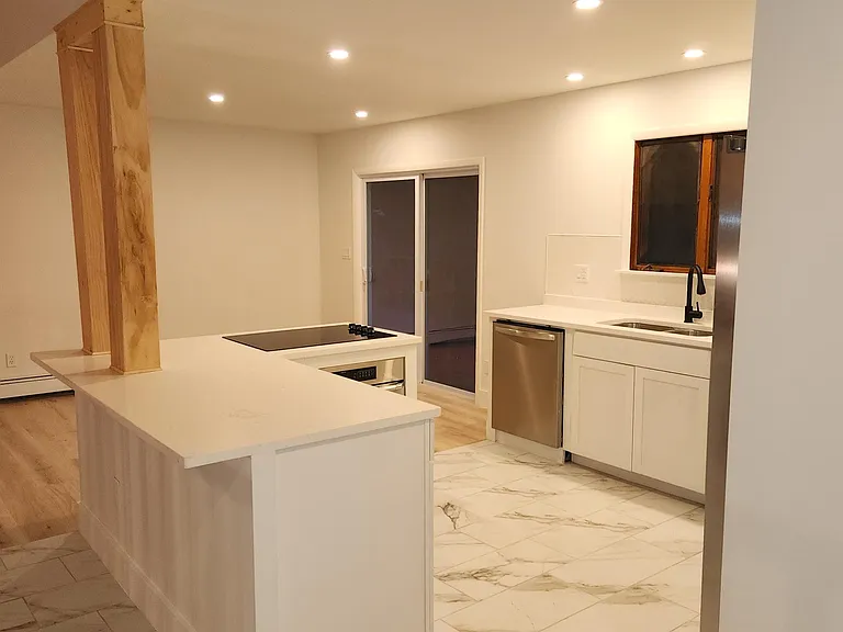 14 Lakeview Dr — Photo 5