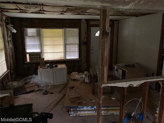 3rd image of 6839 San Marino Dr