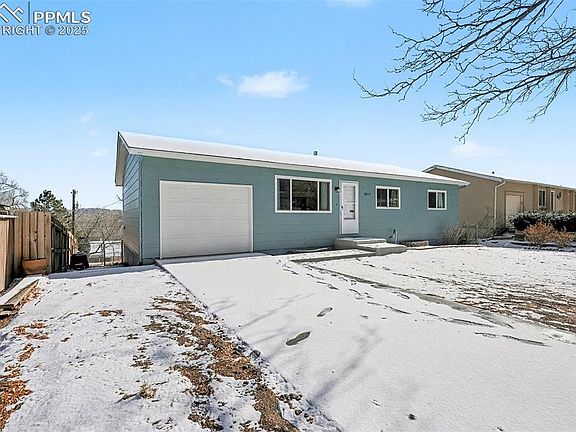 3rd image of 2817 Sage St