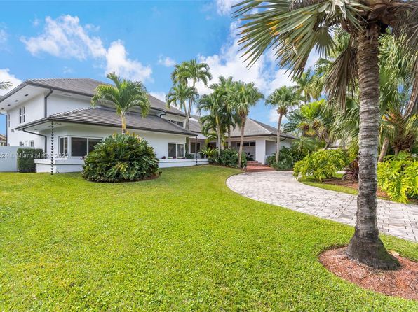 9260 SW 101st St, Miami, FL 33176