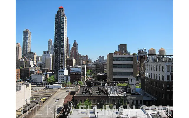 Rented by Douglas Elliman | media 16