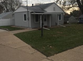 524 17th Ave N, Clinton, IA 52732