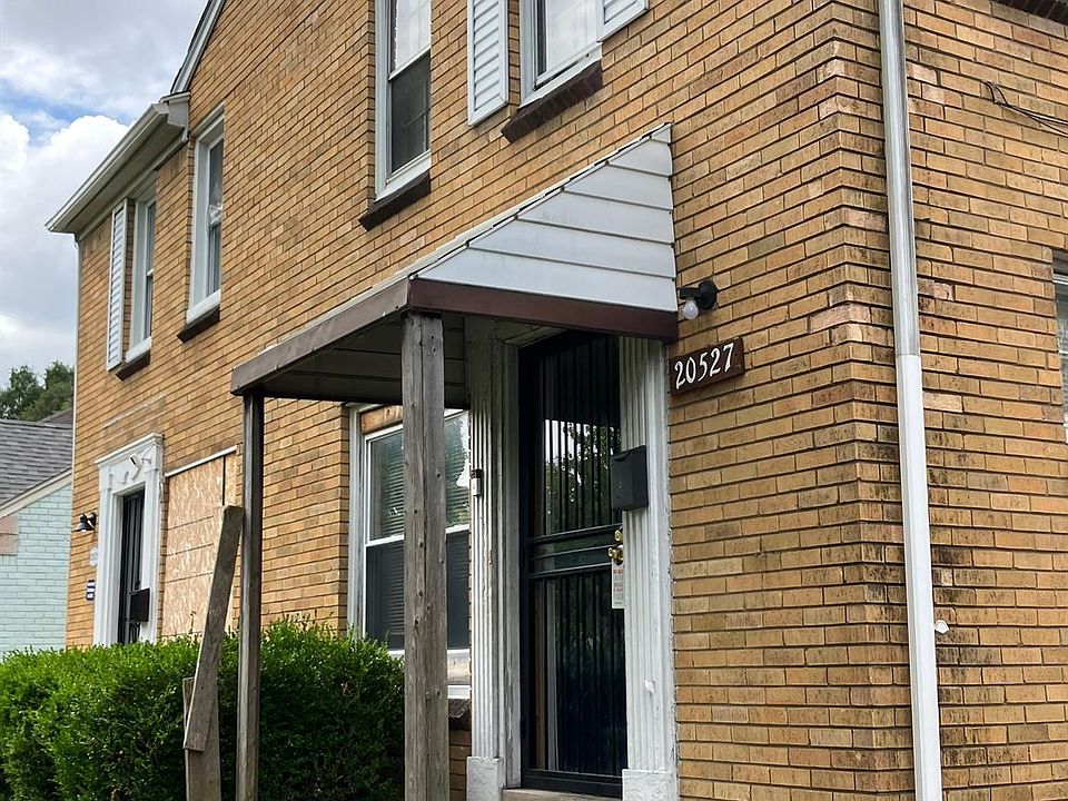 1st image of 20527 Schoenherr St