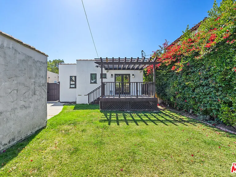 1542 S Canfield Ave — Photo 26