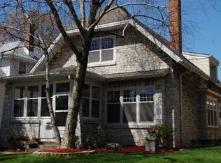 3543 N Murray Ave, Shorewood, WI 53211