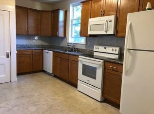 37 Dover St #2, Lowell, MA 01851