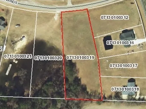 45 Eastwind Dr, Lumberton, NC 28358