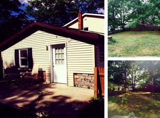 25 Cortland St, Copiague, NY 11726