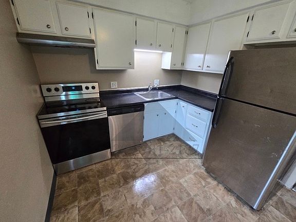 5th image of 5511 34th Ave #10