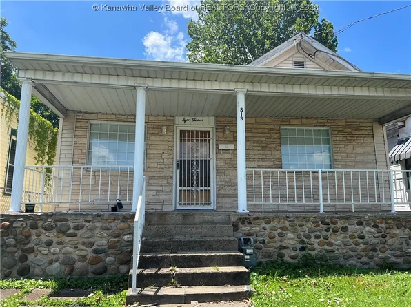 813 7th St, Charleston, WV 25302