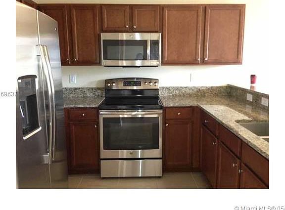 5th image of 8930 NW 97th Ave APT 203