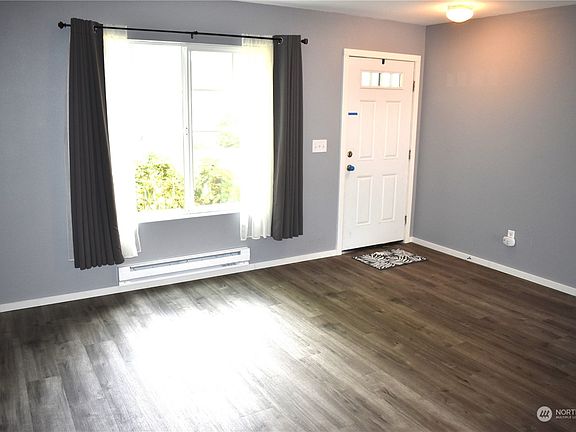 5th image of 9509 Hancock Avenue SE #20