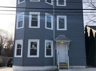 28 Roger Williams Ave, Rumford, RI 02916