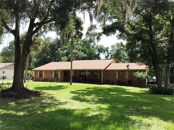 2nd image of 641 Heather Ln