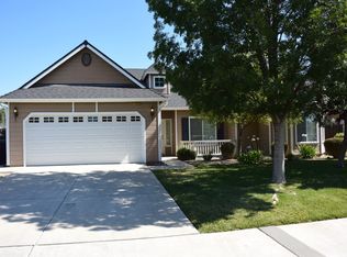 1552 W Chianti Way, Hanford, CA
