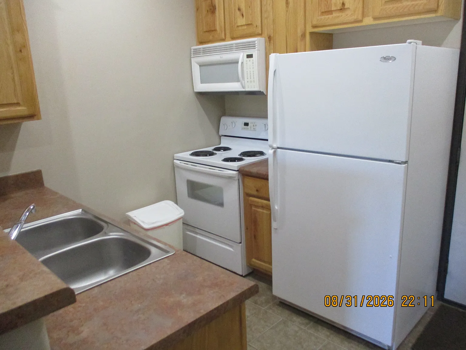 2 bed, 800 sqft, $950 — Photo 2