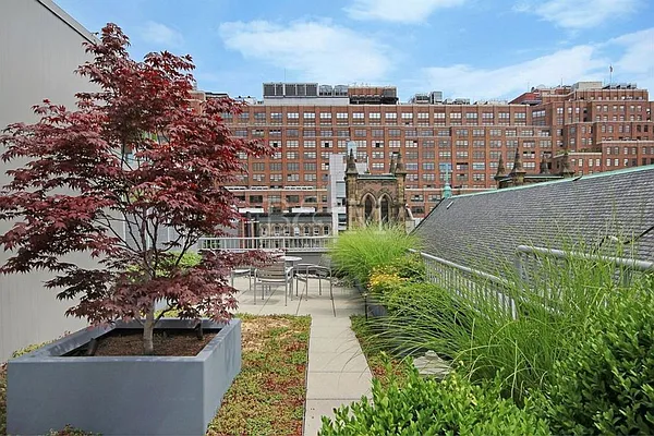 Sold by Brick&Mortar | media 56