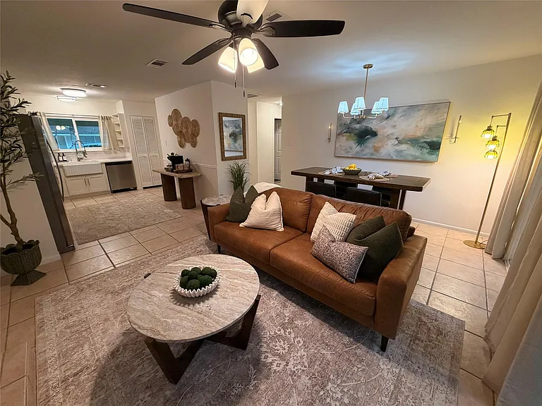 1 Laurel Oak Pl — Photo 6