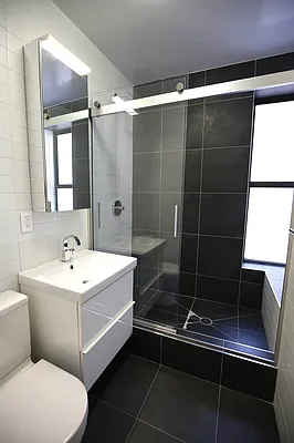 Rented by Vertical Real Estate LLC | media 4