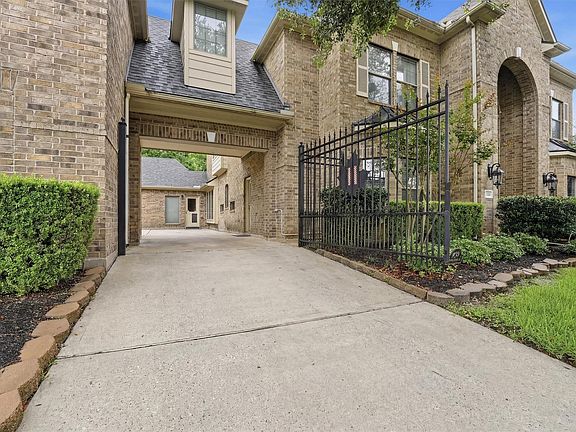 4th image of 14334 Windy Crossing Ln