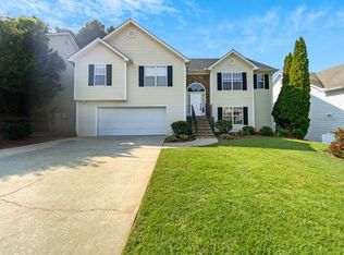 590 Oak Vista Ct, Lawrenceville, GA 30044