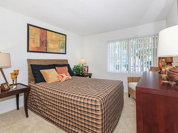 4th image of 27330 Fahren Ct APT 101