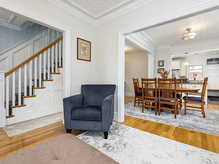 176 Beacon St #2 — Photo 8