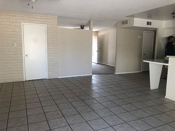 Family Room with Arcadia door to backyard pation