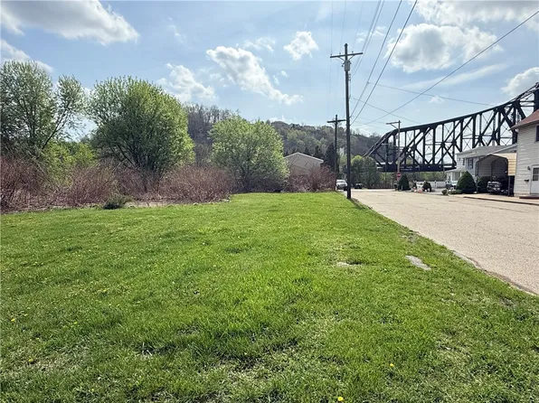 386 Atlantic Ave, Monaca, PA 15061