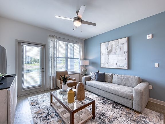 2nd image of 205 Valor Dr SE #1-101