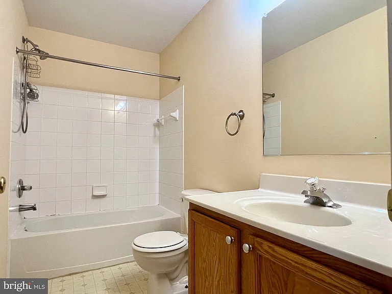15720 Palermo Ter — Photo 19