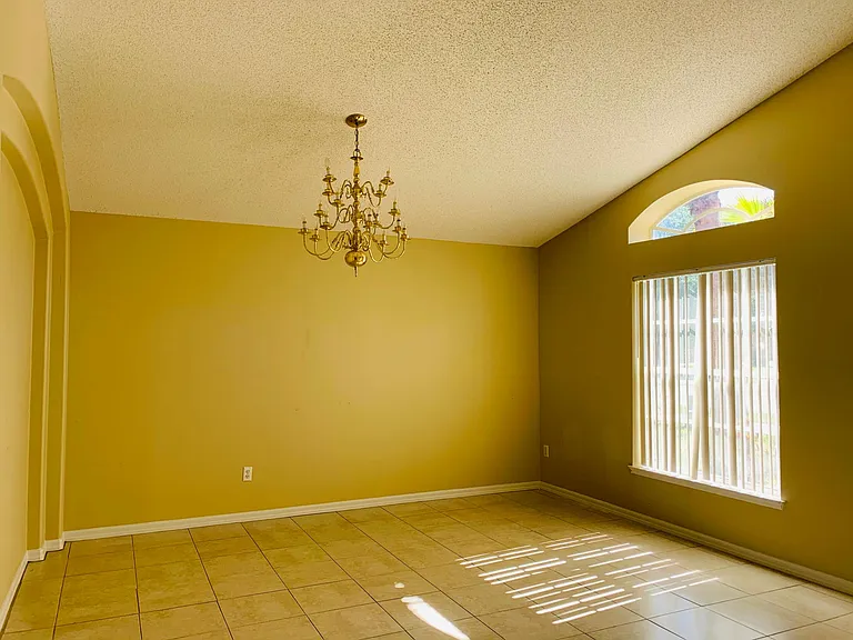 4155 Forest Island Dr — Photo 2
