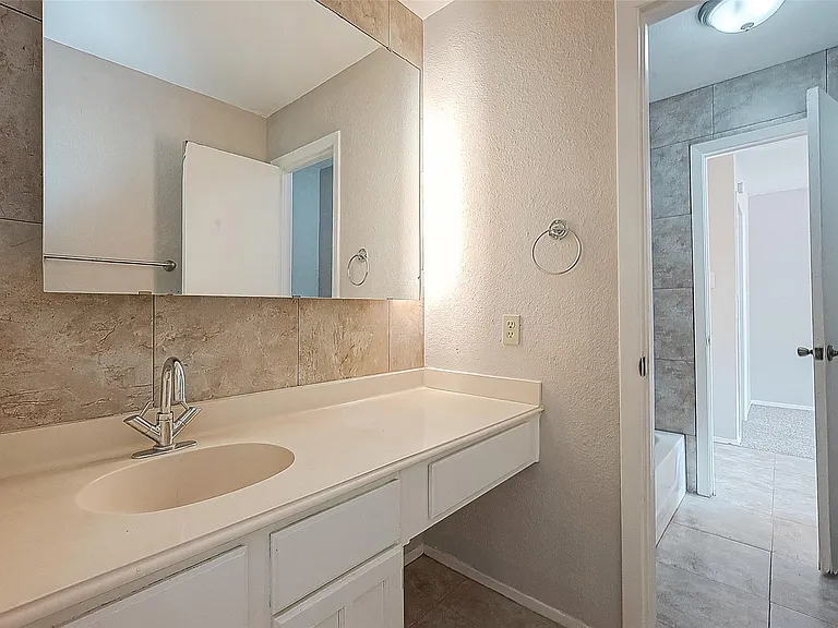 19510 Westhaven Dr — Photo 29