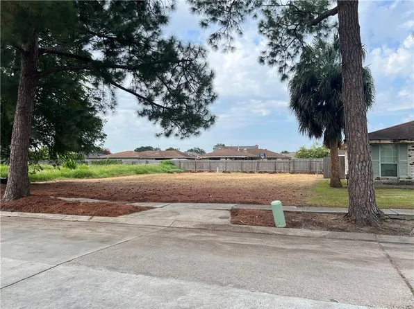7810 Masefield St, New Orleans, LA 70126