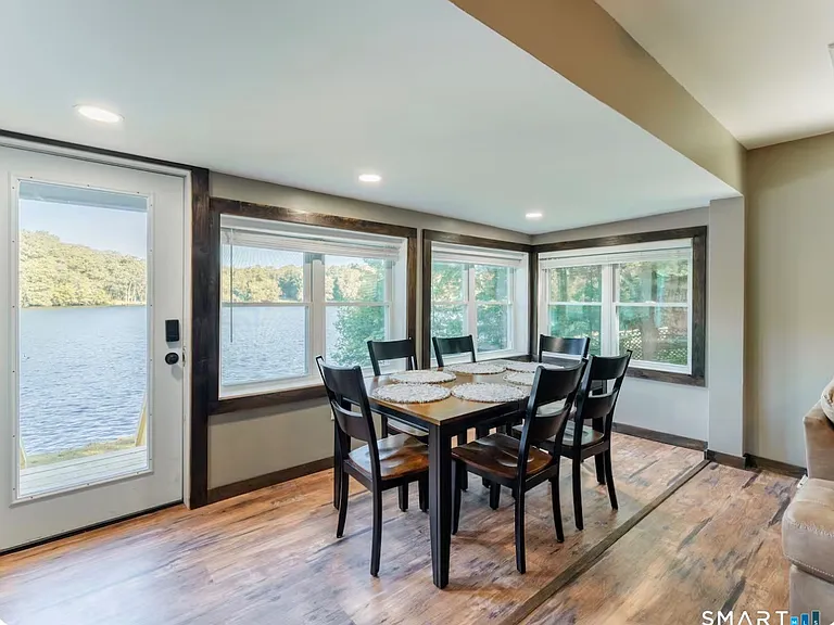 37 Sheldon Cir — Photo 10