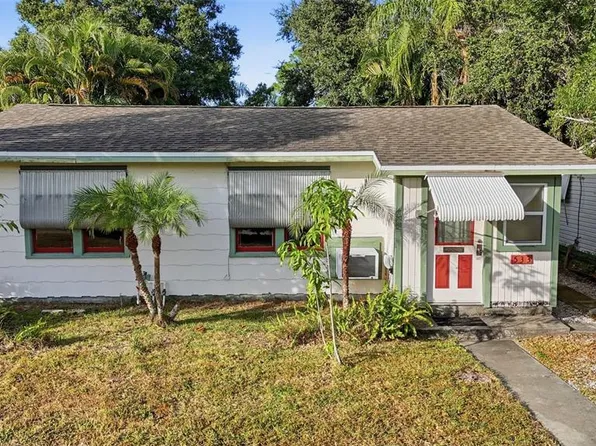 533 38th Ave N, Saint Petersburg, FL 33704