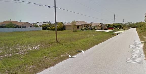 2nd image of 2906 Miracle Pkwy