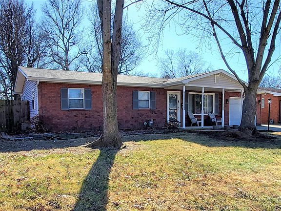 2nd image of 2528 Angela Dr