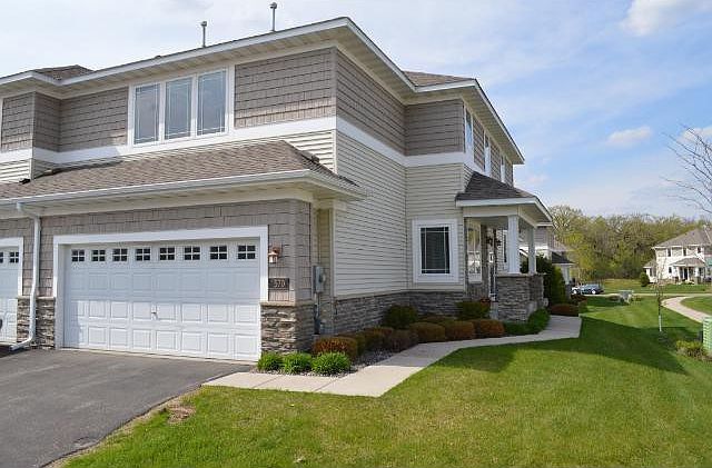 1st image of 570 Sutherland Dr