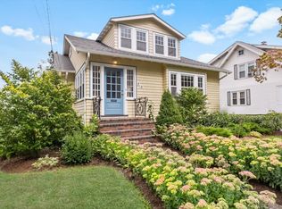 44 Antwerp St #1, Milton, MA 02186