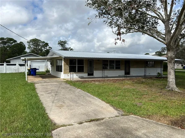 5817 Golden Rd, Sebring, FL 33875