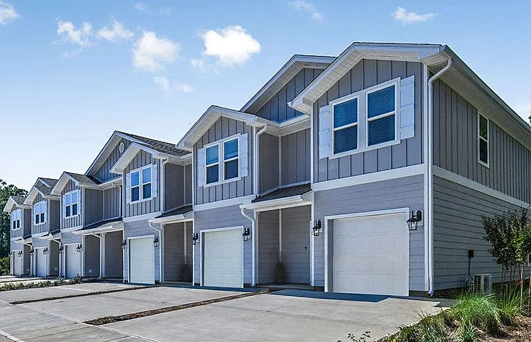Walton's Landing Townhomes — Photo 21