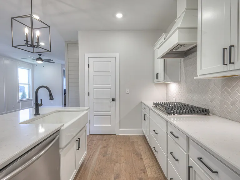 9125 Headwaters Dr — Photo 4