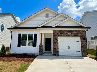 300 Bluejay St, Clayton, NC 27520