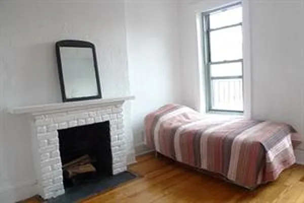 Rented by Douglas Elliman | media 17