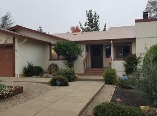568 Royal Oaks Dr, Redding, CA