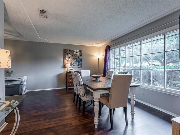 4th image of 1708 W Lavender Ln