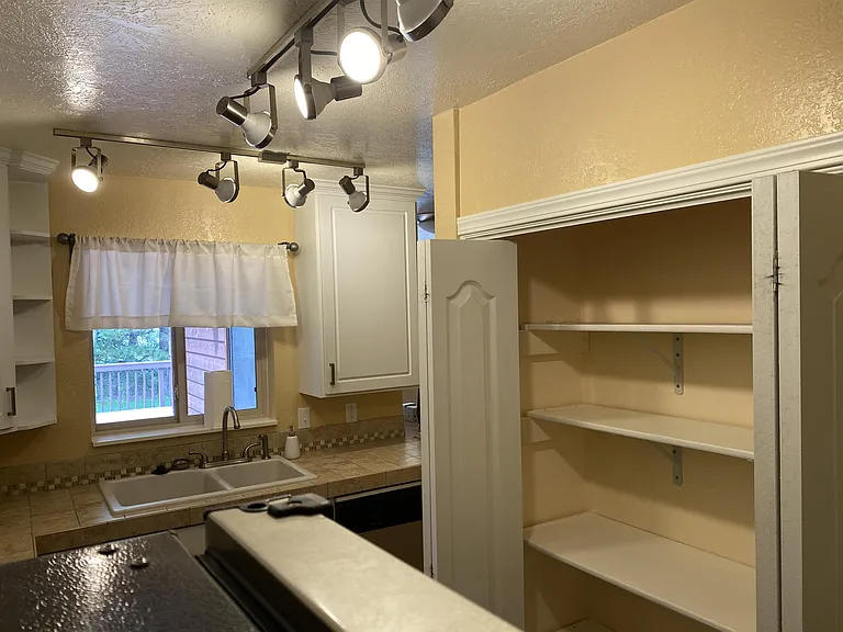 73 Ace Ct — Photo 22